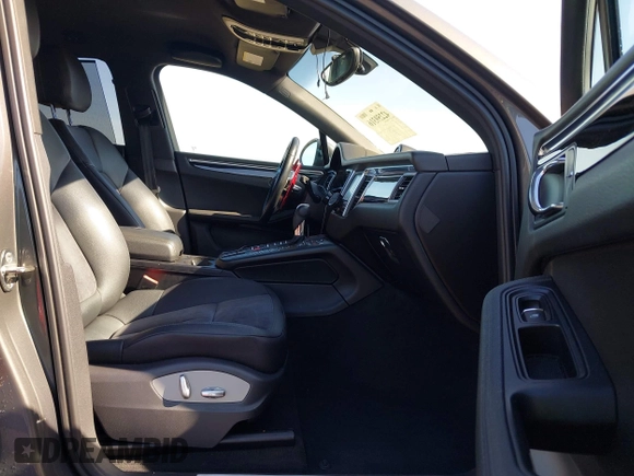 2015 Porsche Macan S with VIN WP1AB2A57FLB55185, listed as a IAAI auction lot 42259316 with 116,018 mi miles and . Bid and sale history available at DreamBid. Image 5.