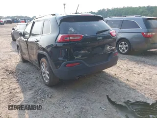 2017 Jeep Cherokee Latitude with VIN 1C4PJLCB9HD219392, listed as a IAAI auction lot 42353046 with 186,500 mi miles and . Bid and sale history available at DreamBid. Image 3.