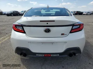 2024 Toyota GR86 with VIN JF1ZNBB19R9752367, listed as a Copart auction lot 50460805 with 8,605 mi miles and Salvage Title. Bid and sale history available at carsss.com. Image 6.