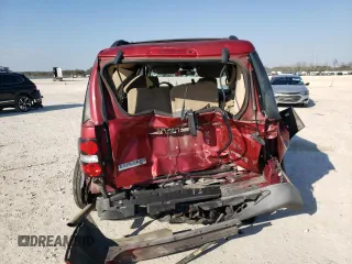 2006 Ford Explorer XLT with VIN 1FMEU73866UA45199, listed as a Copart auction lot 47339355 with 263,716 mi miles and Salvage Title. Bid and sale history available at carsss.com. Image 6.