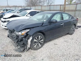 2020 Nissan Altima SV z VIN 1N4BL4DV6LC210396, wystawiony jako IAAI lot #41829883 z przebiegiem 63 274 mil mil oraz . Historia ofert i sprzedaży dostępna na DreamBid. Obrazek 2.