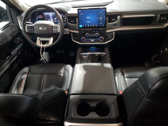 2023 Ford Expedition Max XLT с VIN 1FMJK1J86PEA50225, выставлен на аукционе Copart как лот 49811295 с пробегом 45 389 миль миль и Чистый • Clean title. История ставок и продаж доступна на DreamBid. Изображение 8.
