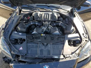 2013 BMW M6 z VIN WBSLZ9C56DDZ77892, wystawiony jako Copart lot #52102785 z przebiegiem 94 380 mil mil oraz Szkoda całkowita • Salvage title. Historia ofert i sprzedaży dostępna na DreamBid. Obrazek 12.