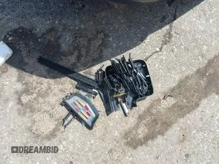 2020 Cadillac XT4 FWD Premium Luxury с VIN 1GYFZCR4XLF026740, выставлен на аукционе IAAI как лот 42514360 с пробегом 69 806 миль миль и . История ставок и продаж доступна на DreamBid. Изображение 12.