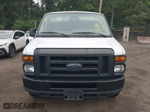 2013 Ford Econoline Cargo Commercial z VIN 1FTNE2EW6DDA13611, wystawiony jako IAAI lot #42237700 z przebiegiem 188 346 mil mil oraz . Historia ofert i sprzedaży dostępna na DreamBid. Obrazek 12.