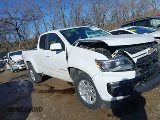 2021 Chevrolet Colorado 2WD LT with VIN 1GCHSCEA0M1159343, listed as a IAAI auction lot 41350637 with 35,529 mi miles. Bid and sale history available at carsss.com. Image 1.
