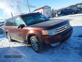2012 Ford Flex SE with VIN 2FMGK5BC6CBD06129, listed as a IAAI auction lot 41386736 with 181,189 mi miles. Bid and sale history available at carsss.com. Image 1.
