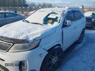 2015 Kia Sorento SX with VIN 5XYKWDA76FG581033, listed as a IAAI auction lot 41496322 with 152,889 mi miles. Bid and sale history available at carsss.com. Image 6.