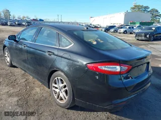 2014 Ford Fusion SE with VIN 3FA6P0H71ER178889, listed as a IAAI auction lot 41883131 with 236,447 mi miles. Bid and sale history available at carsss.com. Image 3.