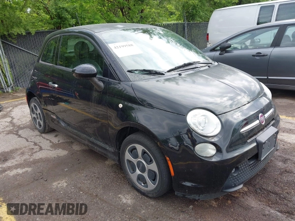 2015 FIAT 500e with VIN 3C3CFFGE4FT689654, listed as a IAAI auction lot 42199588 with 20,681 mi miles and . Bid and sale history available at DreamBid. Image 1.