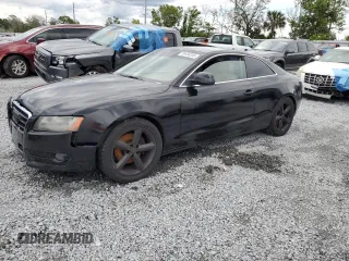 2009 Audi A5 z VIN WAUDK78T69A023662, wystawiony jako Copart lot #59406245 z przebiegiem 185 125 mil mil oraz Czysty tytuł • Clean title. Historia ofert i sprzedaży dostępna na DreamBid. Obrazek 1.