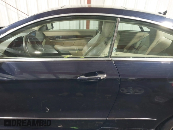 2010 Mercedes-Benz E-Class E 550 with VIN WDDKJ7CB2AF060877, listed as a IAAI auction lot 41608666 with 87,343 mi miles. Bid and sale history available at carsss.com. Image 14.