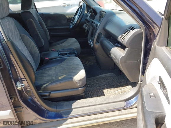 2004 Honda CR-V EX with VIN SHSRD78824U224661, listed as a IAAI auction lot 42055730 with 263,009 mi miles. Bid and sale history available at carsss.com. Image 5.