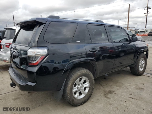 2021 Toyota 4Runner SR5 with VIN JTEEU5JR7M5247640, listed as a Copart auction lot 44445845 with 81,958 mi miles and Salvage Title. Bid and sale history available at carsss.com. Image 3.