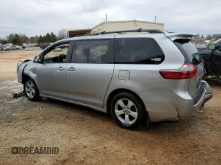2020 Toyota Sienna LE Auto Access Seat with VIN 5TDKZ3DC7LS070827, listed as a Copart auction lot 45071994 with 101,563 mi miles and Salvage title. Bid and sale history available at DreamBid. Image 2.