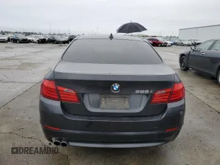 2011 BMW 5 Series 528i with VIN WBAFR1C50BDS35259, listed as a Copart auction lot 85104454 with 268,893 mi miles and Salvage Title. Bid and sale history available at carsss.com. Image 6.
