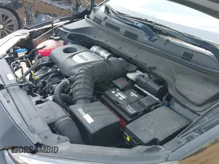 2021 Hyundai Kona Ultimate с VIN KM8K5CA51MU747266, выставлен на аукционе IAAI как лот 42852021 с пробегом 78 455 миль миль и . История ставок и продаж доступна на DreamBid. Изображение 19.