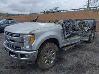 2017 Ford Super Duty F-250 SRW Lariat with VIN 1FT7W2BT7HEF39231, listed as a IAAI auction lot 41805246 with 1 mi miles. Bid and sale history available at carsss.com. Image 16.