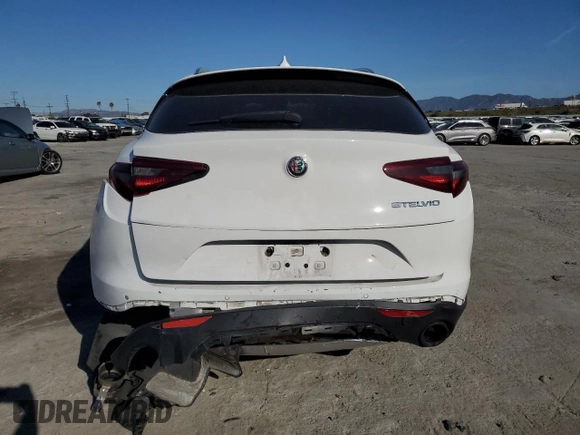 2019 Alfa Romeo Stelvio z VIN ZASPAJAN3K7C72152, wystawiony jako Copart lot #49764735 z przebiegiem 53 857 mil mil oraz Szkody całkowita. Historia ofert i sprzedaży dostępna na DreamBid. Obrazek 6.