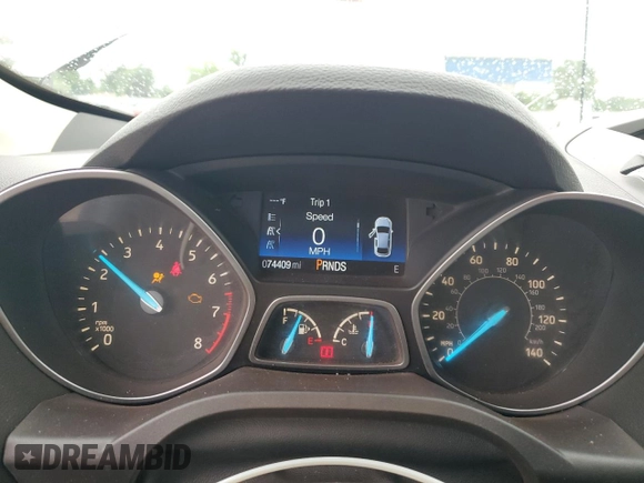 2017 Ford Escape SE z VIN 1FMCU9GD1HUB35003, wystawiony jako Copart lot #56502385 z przebiegiem 74 409 mil mil oraz Szkoda całkowita • Salvage title. Historia ofert i sprzedaży dostępna na DreamBid. Obrazek 9.