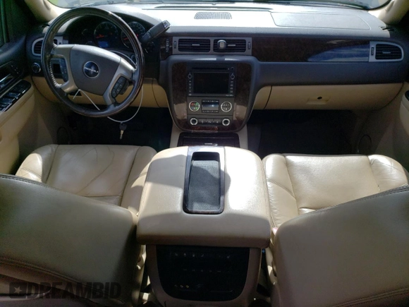 2011 GMC Yukon Denali with VIN 1GKS2EEF4BR196573, listed as a Copart auction lot 73833944 with 149,404 mi miles and Clean Title. Bid and sale history available at DreamBid. Image 8.