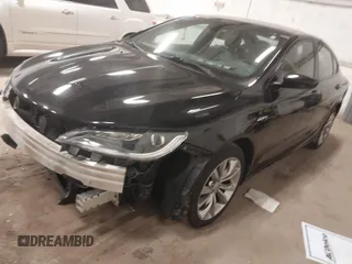 2015 Chrysler 200 S with VIN 1C3CCCBBXFN557664, listed as a IAAI auction lot 41933511 with 97,017 mi miles. Bid and sale history available at carsss.com. Image 17.