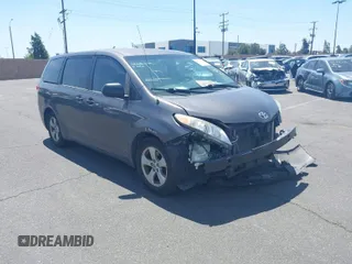2012 Toyota Sienna with VIN 5TDZK3DC9CS261944, listed as a IAAI auction lot 41885359 with 184,918 mi miles. Bid and sale history available at carsss.com. Image 1.