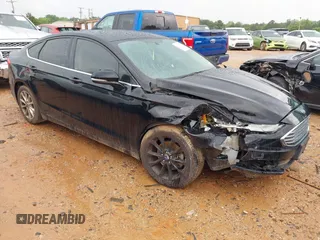 2017 Ford Fusion SE z VIN 3FA6P0HD1HR225767, wystawiony jako IAAI lot #42257974 z przebiegiem 75 989 mil mil oraz . Historia ofert i sprzedaży dostępna na DreamBid. Obrazek 1.