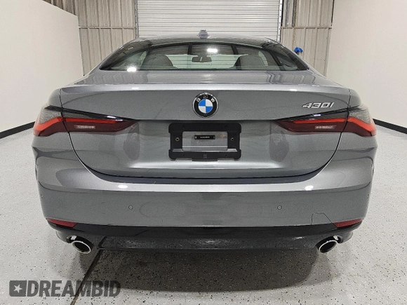 2024 BMW 4 Series 430i z VIN WBA53AP01RCR82185, wystawiony jako Copart lot #55703945 z przebiegiem 24 906 mil mil oraz Czysty tytuł • Clean title. Historia ofert i sprzedaży dostępna na DreamBid. Obrazek 6.