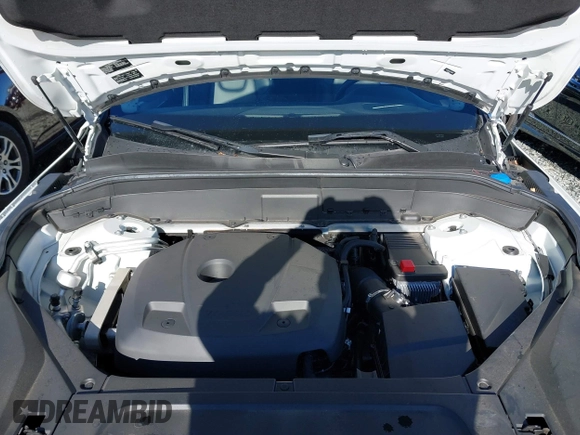 2018 Volvo XC90 Momentum with VIN YV4102CK0J1336012, listed as a IAAI auction lot 41494268 with 71,062 mi miles and . Bid and sale history available at DreamBid. Image 10.