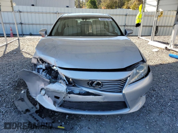 2013 Lexus ES 4dr Sdn with VIN JTHBK1GG8D2076392, listed as a Copart auction lot 82822794 with 96,433 mi miles and Salvage Title. Bid and sale history available at carsss.com. Image 5.
