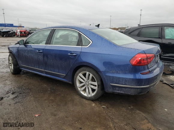 2016 Volkswagen Passat 1.8T SEL with VIN 1VWCT7A35GC068080, listed as a Copart auction lot 82025654 with 98,248 mi miles and Clean Title. Bid and sale history available at carsss.com. Image 2.