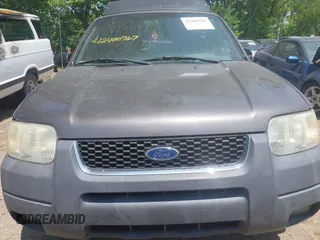 2002 Ford Escape XLT Choice with VIN 1FMYU041X2KB88832, listed as a IAAI auction lot 42400767 with 194,124 mi miles and . Bid and sale history available at DreamBid. Image 11.