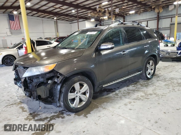 2013 Kia Sorento EX with VIN 5XYKU4A2XDG351731, listed as a Copart auction lot 45654105 with 187,190 mi miles and Salvage Title. Bid and sale history available at carsss.com. Image 1.