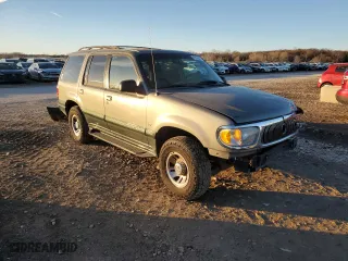 1999 Mercury Mountaineer with VIN 4M2ZU55P7XUJ42065, listed as a Copart auction lot 85194624 with 304,261 mi miles and Salvage Title. Bid and sale history available at carsss.com. Image 4.