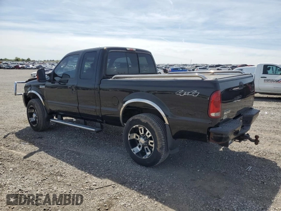 2006 Ford F-250 XL z VIN 1FTSX21596EC30884, wystawiony jako Copart lot #53560955 z przebiegiem 117 331 mil mil oraz Szkoda całkowita • Salvage title. Historia ofert i sprzedaży dostępna na DreamBid. Obrazek 2.
