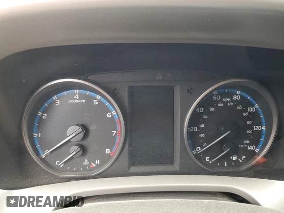 2018 Toyota RAV4 XLE with VIN 2T3RFREV2JW733050, listed as a Copart auction lot 53114585 with Not Provided miles and Salvage Title. Bid and sale history available at DreamBid. Image 9.