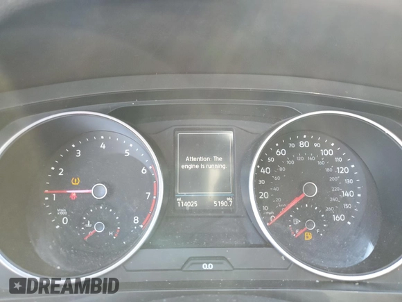 2018 Volkswagen Tiguan SEL with VIN 3VV3B7AX4JM020893, listed as a Copart auction lot 52997105 with 114,025 mi miles and Salvage title. Bid and sale history available at DreamBid. Image 9.