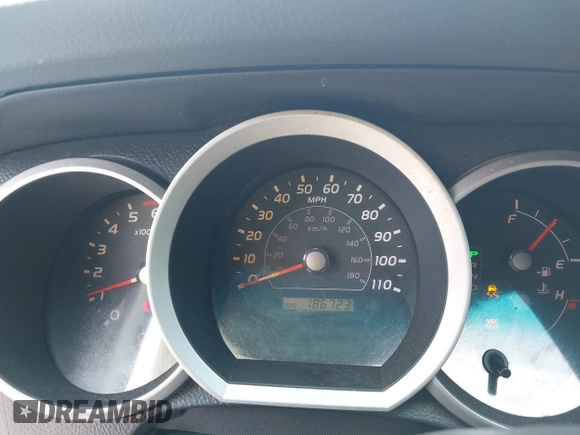 2006 Toyota 4Runner SR5 with VIN JTEZU14R068041163, listed as a IAAI auction lot 42062193 with 186,723 mi miles and . Bid and sale history available at DreamBid. Image 7.