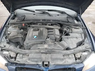 2011 BMW 3 Series 328i xDrive with VIN WBAPK7C58BF087877, listed as a IAAI auction lot 41250323 with 161,100 mi miles. Bid and sale history available at carsss.com. Image 10.