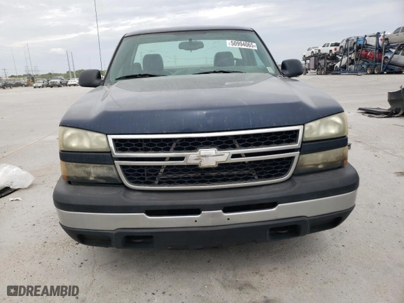 2007 Chevrolet Silverado 1500 Classic Work Truck with VIN 3GCEC14X37G154346, listed as a Copart auction lot 50994065 with 332,181 mi miles and Clean Title. Bid and sale history available at carsss.com. Image 5.
