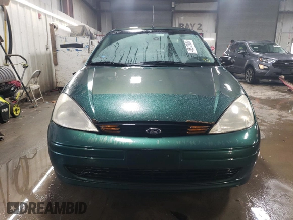 2000 Ford Focus SE with VIN 1FAFP3432YW312878, listed as a Copart auction lot 45812005 with 164,560 mi miles and Salvage Title. Bid and sale history available at carsss.com. Image 5.