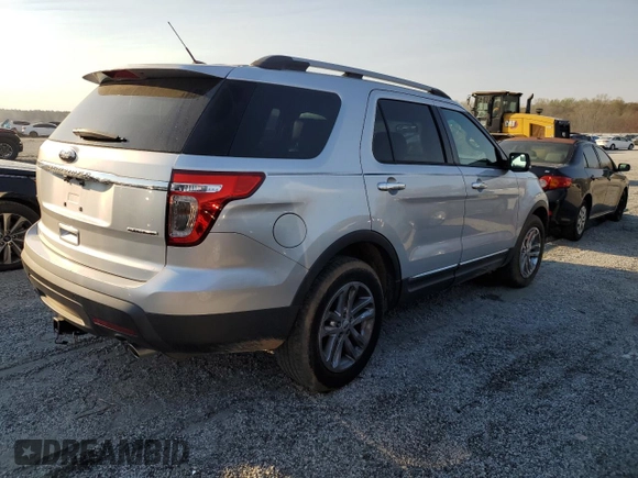 2014 Ford Explorer XLT with VIN 1FM5K7D87EGB07520, listed as a Copart auction lot 50790095 with 159,594 mi miles and Salvage Title. Bid and sale history available at carsss.com. Image 3.