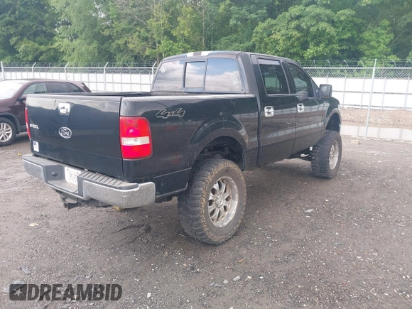 2004 Ford F-150 XLT with VIN 1FTPW145X4FA33342, listed as a IAAI auction lot 42243447 with 177,787 mi miles and . Bid and sale history available at DreamBid. Image 4.