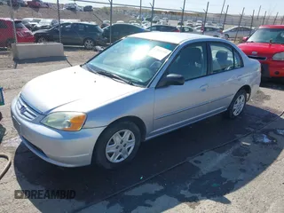 2003 Honda Civic LX with VIN 1HGES16533L014777, listed as a IAAI auction lot 42023277 with 204,094 mi miles and . Bid and sale history available at carsss.com. Image 2.