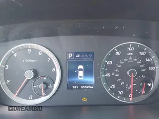 2015 Hyundai Sonata Sport with VIN 5NPE34ABXFH084893, listed as a IAAI auction lot 42066253 with 122,923 mi miles and . Bid and sale history available at carsss.com. Image 7.