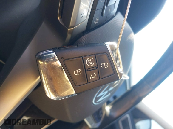 2021 Volkswagen Atlas SE z VIN 1V2WR2CA4MC514968, wystawiony jako IAAI lot #41414547 z przebiegiem 133 946 mil mil oraz . Historia ofert i sprzedaży dostępna na DreamBid. Obrazek 11.