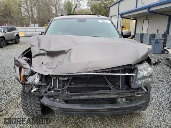2013 Chevrolet Tahoe LS with VIN 1GNSCAE04DR221110, listed as a Copart auction lot 51608435 with 204,575 mi miles and Salvage title. Bid and sale history available at DreamBid. Image 5.