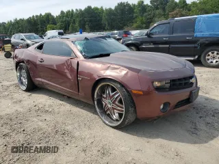 2011 Chevrolet Camaro 2LT with VIN 2G1FC1ED6B9123922, listed as a Copart auction lot 60401295 with 193,441 mi miles and Salvage title. Bid and sale history available at DreamBid. Image 4.