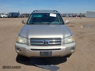 2006 Toyota Highlander Hybrid with VIN JTEDW21AX60009120, listed as a IAAI auction lot 41912964 with 304,205 mi miles. Bid and sale history available at carsss.com. Image 6.